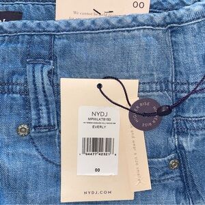 NWT 👖 NYDJ EVERLY Wide Leg Jeans. Size 00